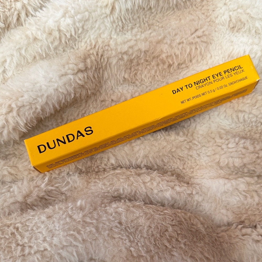 New Dundas Day to Night Eye Pencil black & white